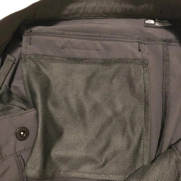 North Face Mens Size 36 Black  Shorts - Picture 16 of 16